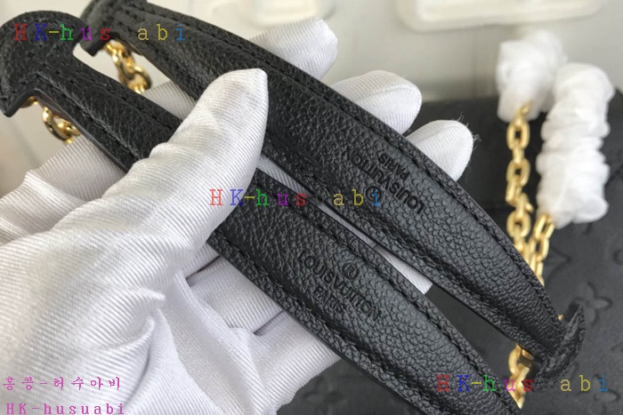 �ڹ̷��ޡ� ���̺��� �ٹ� ����� LV M44151