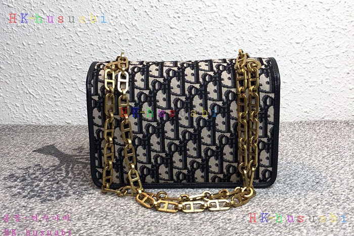 �ڹ̷��ޡ� ��� �̽� ��ù� DR M0205#