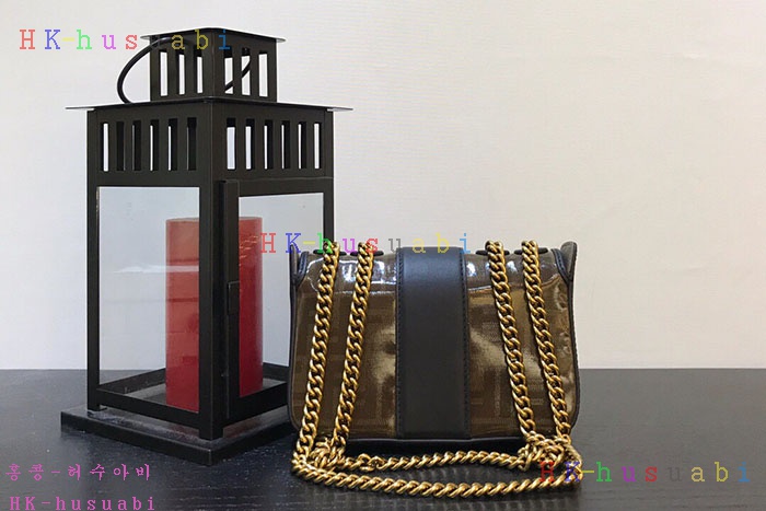 �ڹ̷��ޡ�  ��� �Ż� ũ�ν��� F 5800140-3