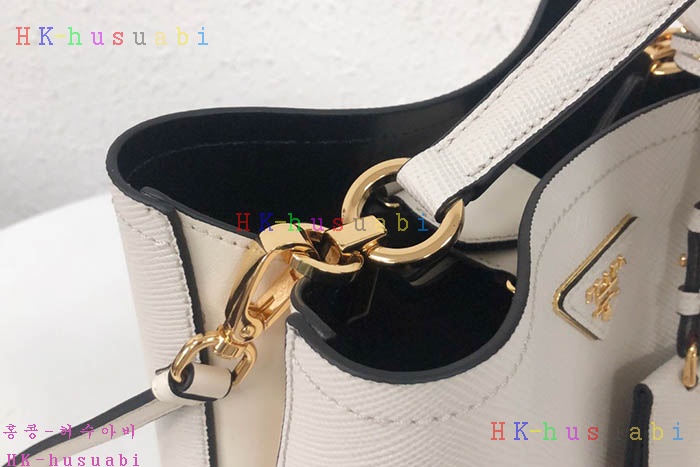 �ڹ̷��ޡ� ����� ������ PR 1BA212