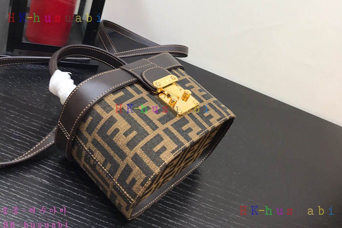 �ڹ̷��ޡ� ��� ��Ƽ�� �ڽ��� FD 65580-3