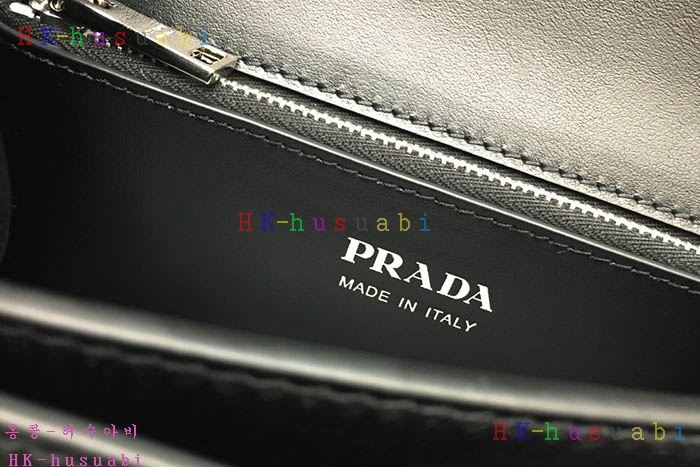 �ڹ̷��ޡ� ����� �Ϸ�Ʈ�� ��Ʈ��  PR 1BA203