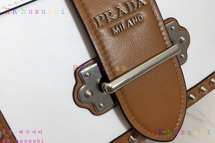 �ڹ̷��ޡ� ����� ī�̿��� PR 1BD045-3