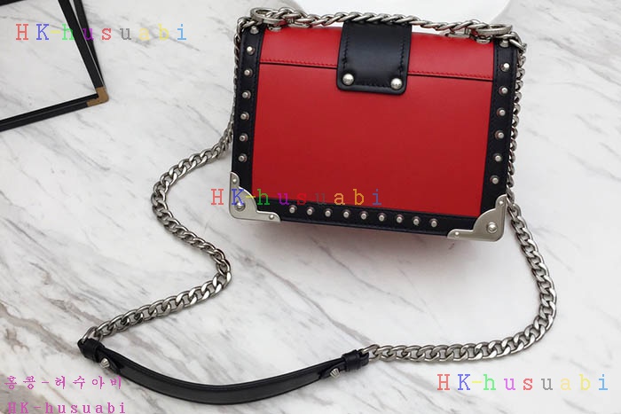 �ڹ̷��ޡ� ����� ī�̿��� PR 1BD045-5