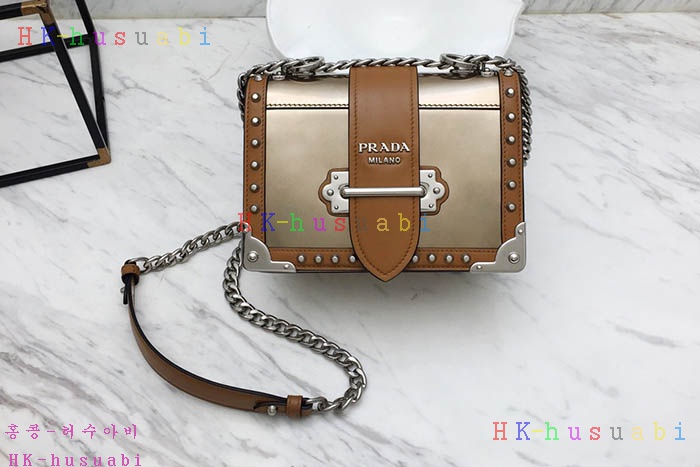 �ڹ̷��ޡ� ����� ī�̿��� PR 1BD045-2-5