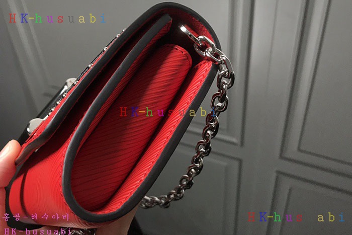 �ڹ̷��ޡ� ���̺��� Ʈ����Ʈ ü�� ������ M63320