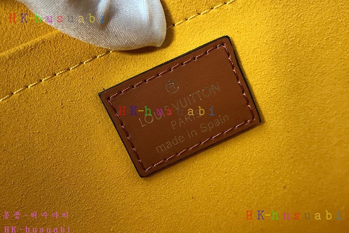 �ڹ̷��ޡ� 2019SS ���̺��� ũ���� ��帮�� LV M44371-2