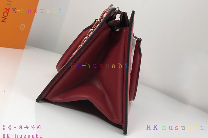 �ڹ̷��ޡ� 2019SS ���̺��� ũ���� ��帮�� LV M44371