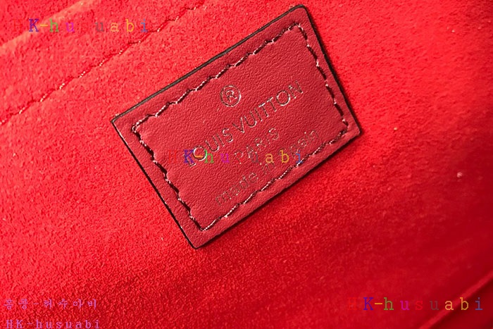 �ڹ̷��ޡ� 2019SS ���̺��� ũ���� ��帮�� LV M44371