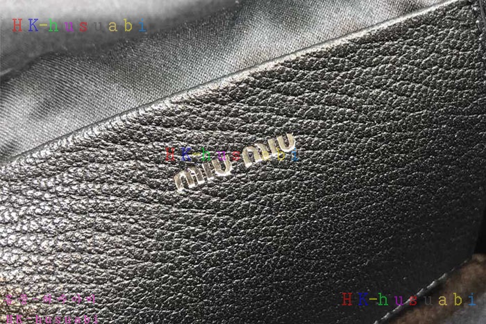 �ڹ̷��ޡ� �̿�̿� ���� ����� MU 5BH122-4