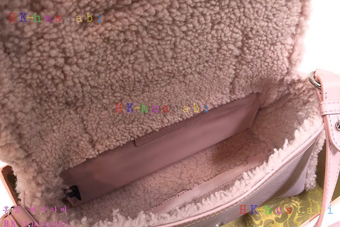 �ڹ̷��ޡ� �̿�̿� �ΰ� ����� MU 5BD097