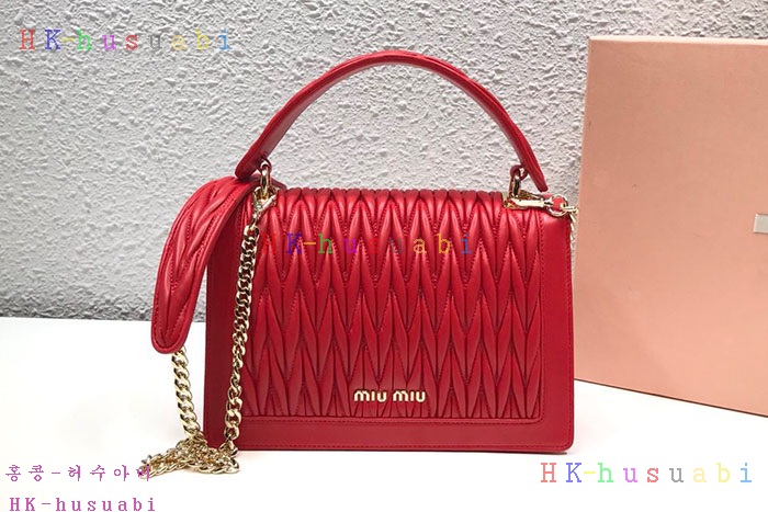 �ڹ̷��ޡ� �̿�̿� ���ǵ��� ��Ʋ�� ��Ʈ�� MU  5BA094