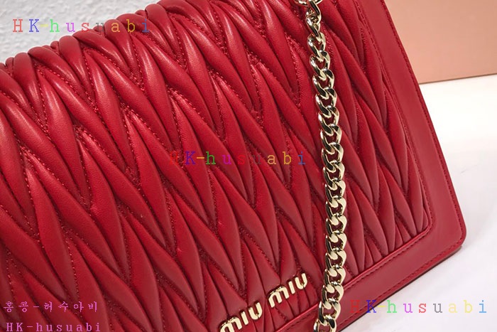 �ڹ̷��ޡ� �̿�̿� ���ǵ��� ��Ʋ�� ��Ʈ�� MU  5BA094