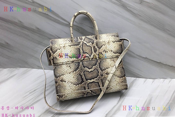 �ڹ̷��ޡ� ����� ȣ������� GV 299860