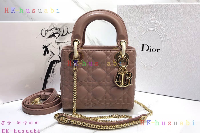 �ڹ̷��ޡ� ��� ���̵�� DR 240044