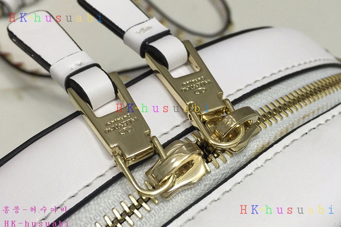 �ڹ̷��ޡ� �߷�Ƽ�� VLTN�ΰ� ũ�ν��� VL 0050-2