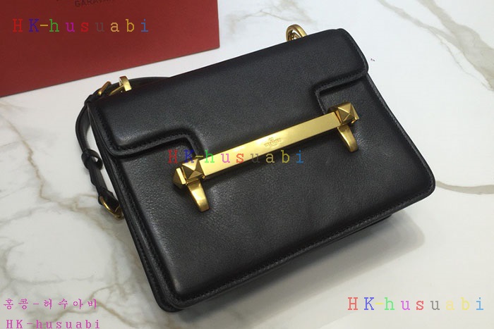 �ڹ̷��ޡ� �߷�Ƽ�� ���ٿ� ����� V 251175-2