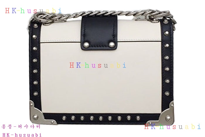 �ڹ̷��ޡ� ����� ī�̿��� PR 1BD045-3-1