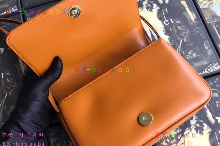 �ڹ̷��ޡ� ���� ���ǿ� �𸣽� ����� GU 537206