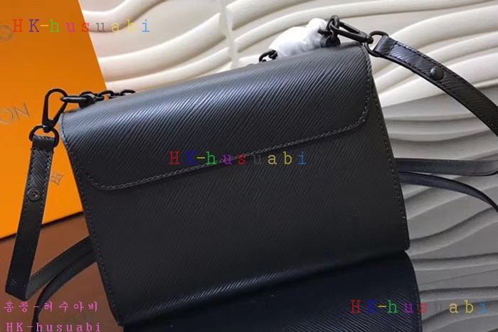 �ڹ̷��ޡ� ���̺��� Ʈ����Ʈ  M53236