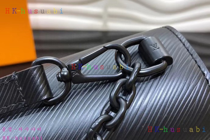 �ڹ̷��ޡ� ���̺��� Ʈ����Ʈ  M53236