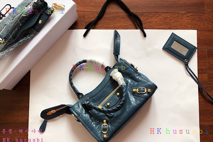 �ڹ̷��ޡ� �߷��þư� ��Ƽ�� BL 2901A (�������)