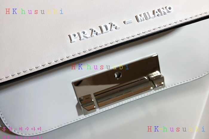 �ڹ̷��ޡ� ����� �ú��� ���� ����� P 1BD165-3