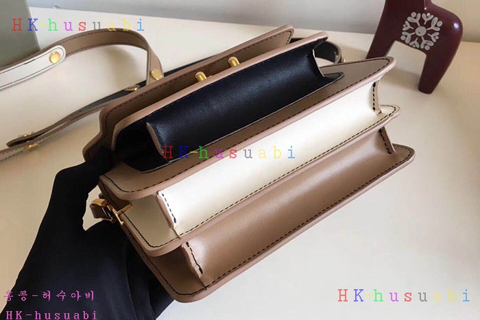 �ڹ̷��ޡ� ������ Ʈ��ũ  M 210076