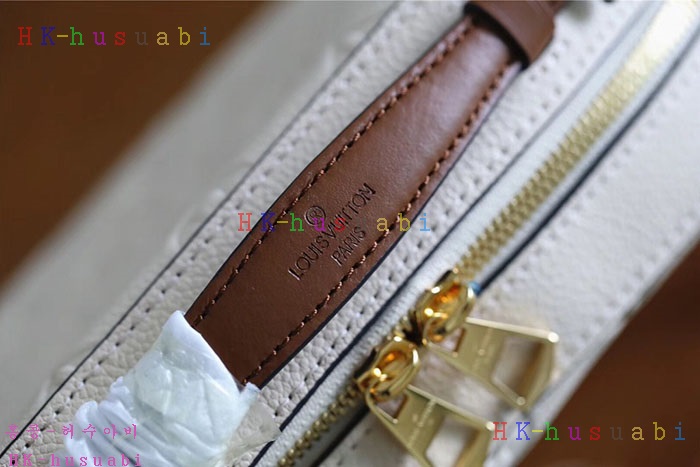 �ڹ̷��ޡڷ��̺��� ������ M44597