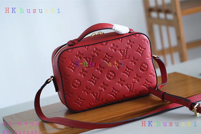 �ڹ̷��ޡڷ��̺��� ������ M44606