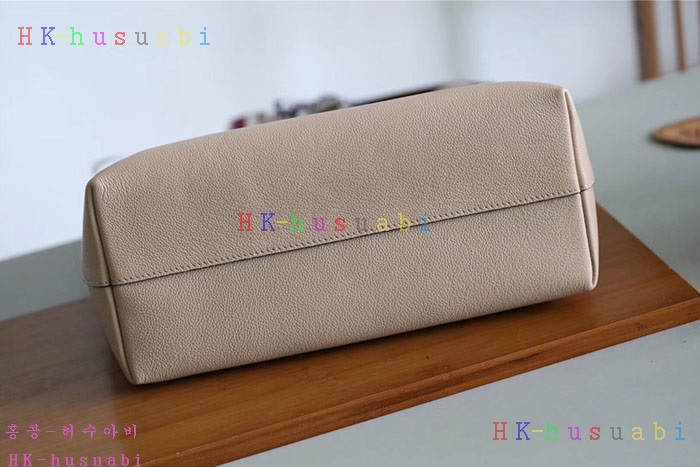 �ڹ̷��ޡڷ��̺��� ���� ȣ���� M44330