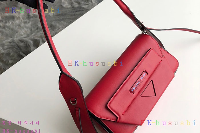 �ڹ̷��ޡ� ����� ������ ���� ����� P 1BD166