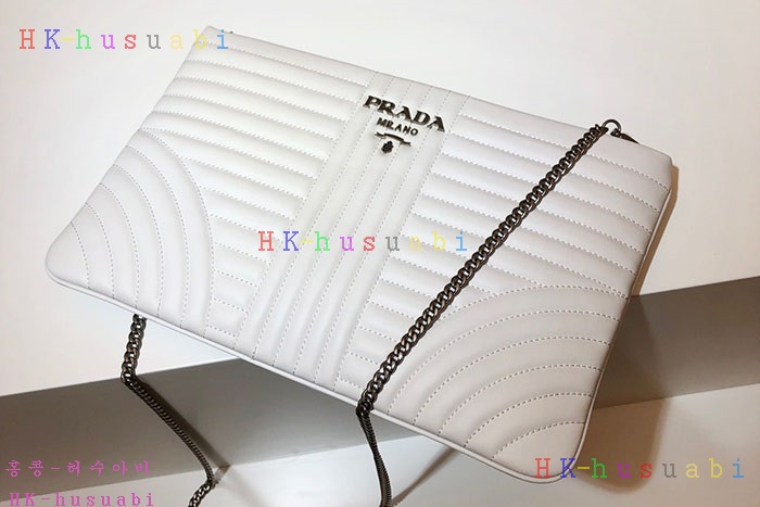 �ڹ̷��ޡ� ����� ���̾�׷� ü�� Ŭ��ġ P 1BF087-3