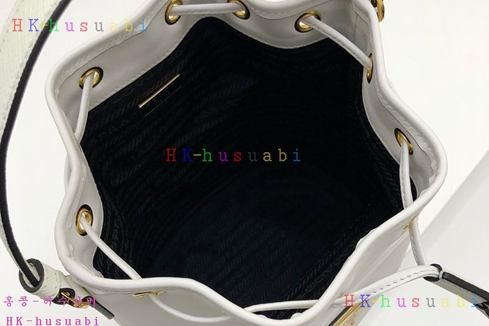 �ڹ̷��ޡ� ����� ���� ��Ŷ�� P 1BH038-5