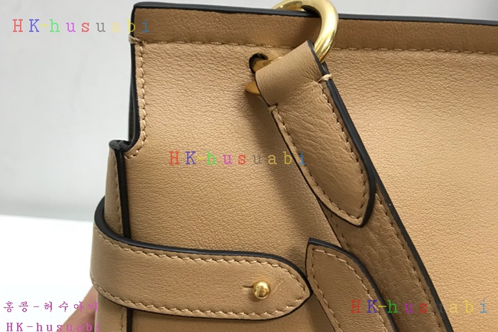 �ڹ̷��ޡ� �ֹ��� �ڹ��� ��ÿ�� M HH4703
