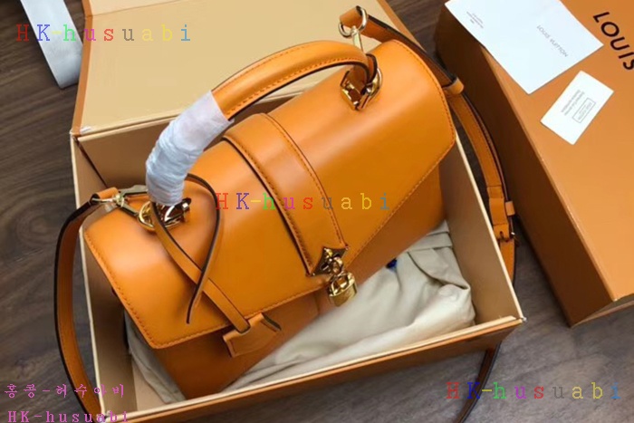 �ڹ̷��ޡ� ���̺��� ���� �� �� M53818