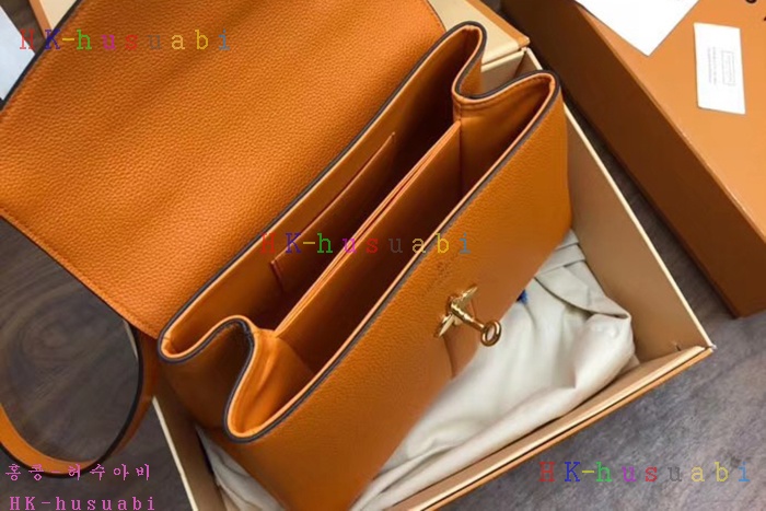 �ڹ̷��ޡ� ���̺��� ���� �� �� M53818