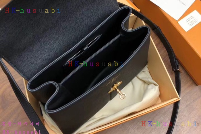 �ڹ̷��ޡ� ���̺��� ���� �� �� M53821