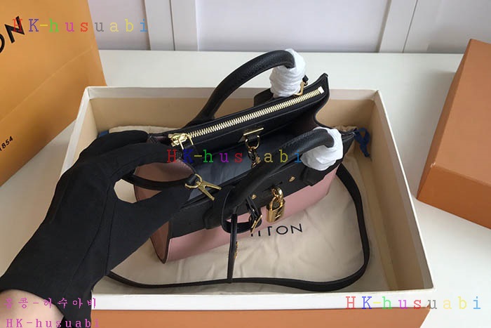 �ڹ̷��ޡ� ���̺��� ��Ƽ ��Ƽ�� ��Ʈ�� M51590 (4�÷�)