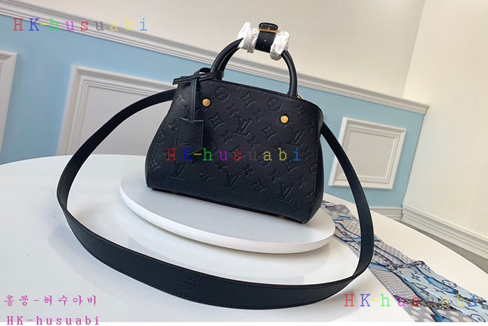 �ڹ̷��ޡ� ���̺��� ���״� BB  M41053