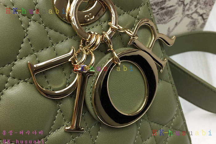 �ڹ̷��ޡ� ��� ���̵�� DR 18801