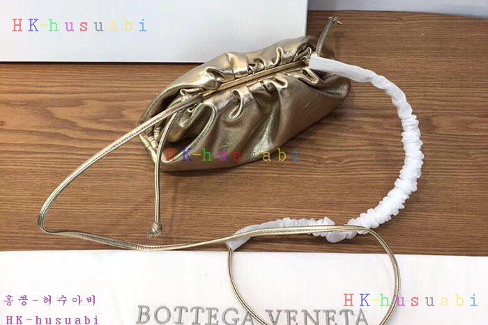 �ڹ̷��ޡ� ���װ�����Ÿ ��Ż�� ���� �Ŀ�ġ  BV 585852