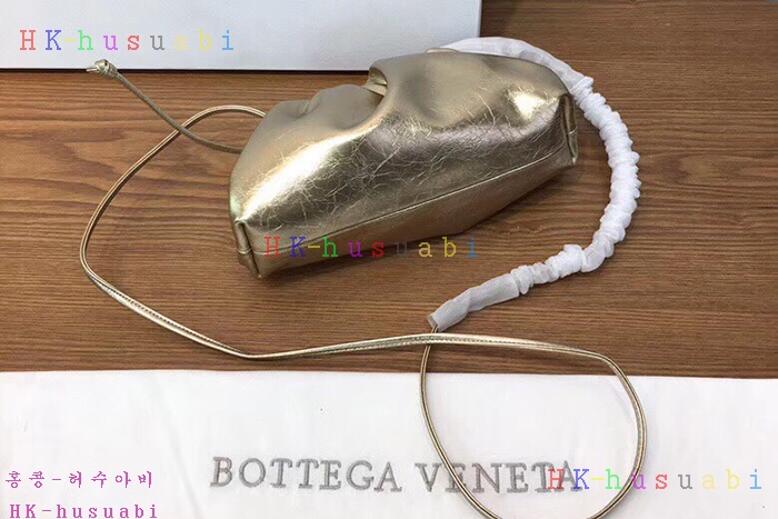 �ڹ̷��ޡ� ���װ�����Ÿ ��Ż�� ���� �Ŀ�ġ  BV 585852