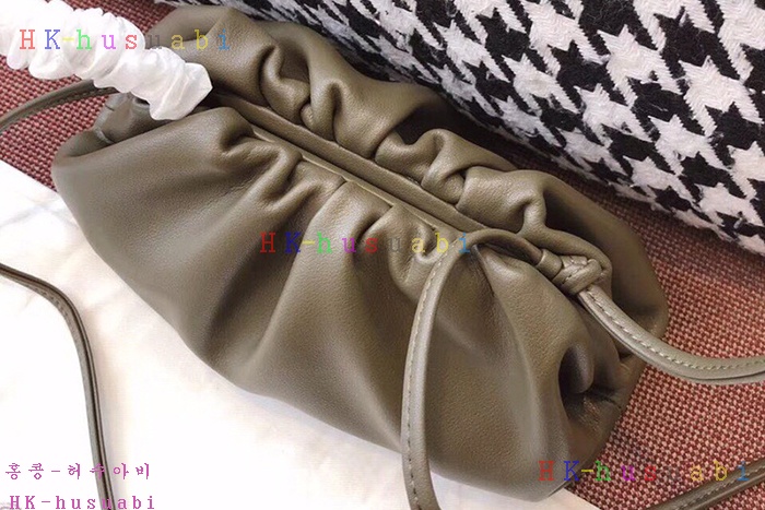 �ڹ̷��ޡ� ���װ�����Ÿ  ���� ī�� �Ŀ�ġ  BV 585852-2