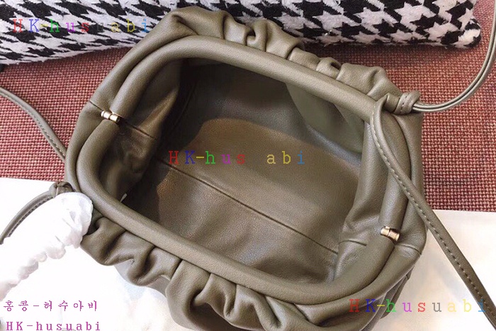 �ڹ̷��ޡ� ���װ�����Ÿ  ���� ī�� �Ŀ�ġ  BV 585852-2