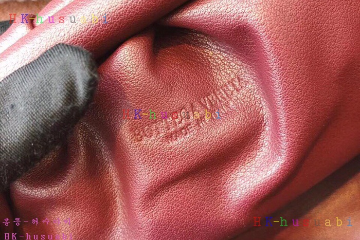 �ڹ̷��ޡ� ���װ�����Ÿ ���� ī�� �Ŀ�ġ  BV 585852-3