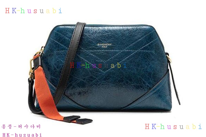 �ڹ̷��ޡ� ����� X �ٵ� ũ�ν��� GV225822-2