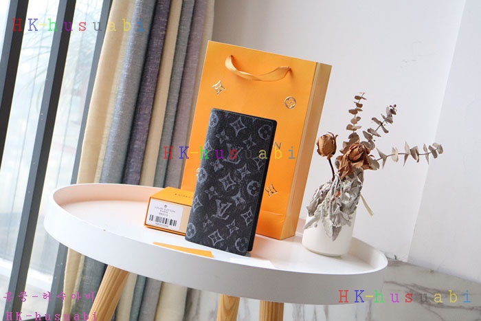 �ڹ̷��ޡڷ��̺��� ���¥ ����  M80019