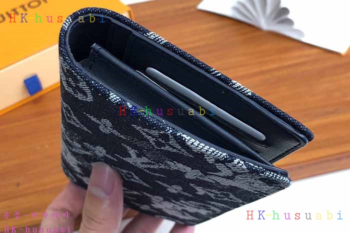 �ڹ̷��ޡڷ��̺��� ���¥ ���� M80032