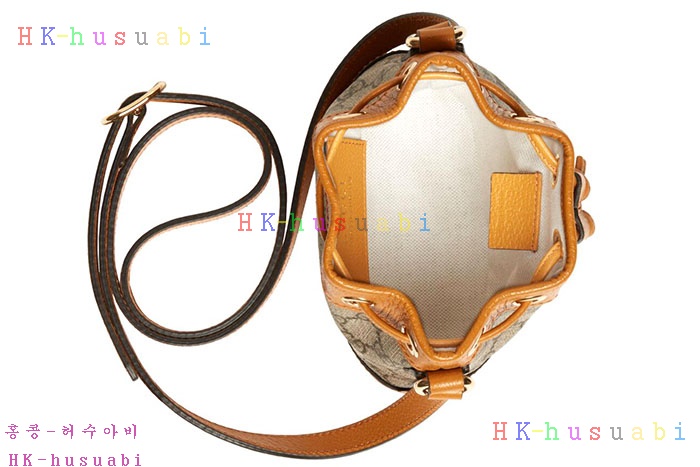 �ڹ̷��ޡڱ��� ���ǵ��  KAI x Gucci �̴� ��Ŷ�� 660304